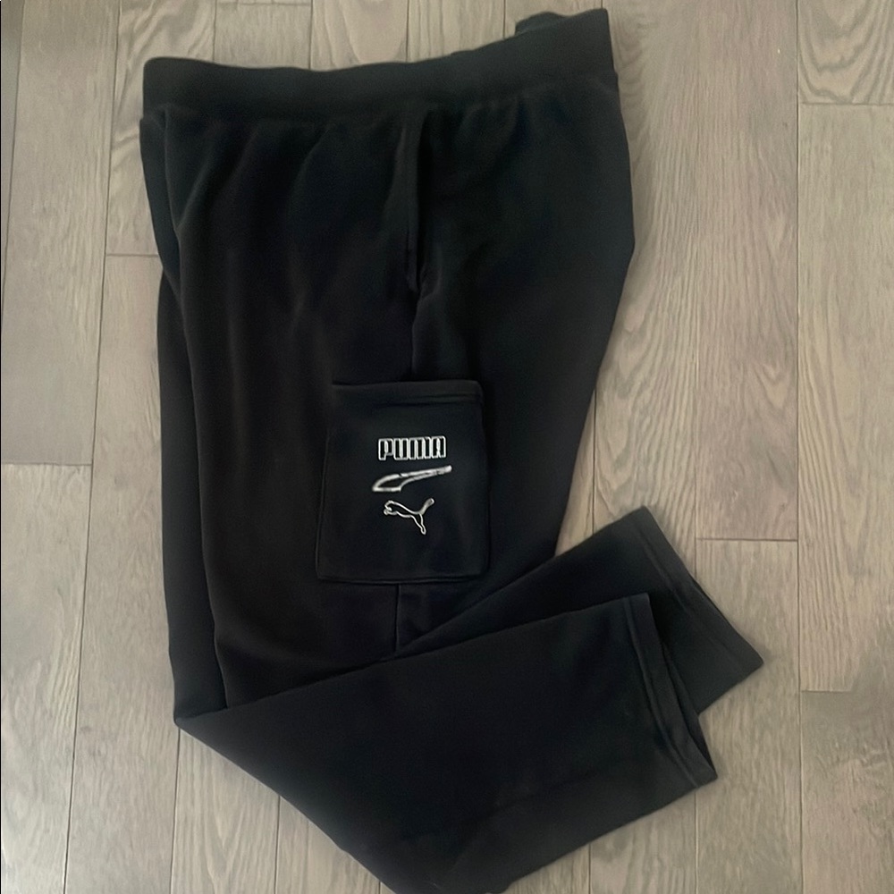 PUMA Men Black Cotton Jogger Pants Drawstring White Logo XL Paint Splatter